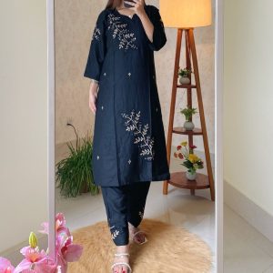 টু পিস এমব্রটারি ডিজাইন-কালো ২